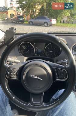 Внедорожник / Кроссовер Jaguar F-Pace 2016 в 