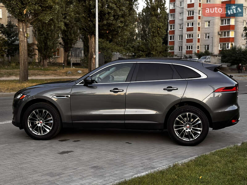 Позашляховик / Кросовер Jaguar F-Pace 2017 в Кременчуці