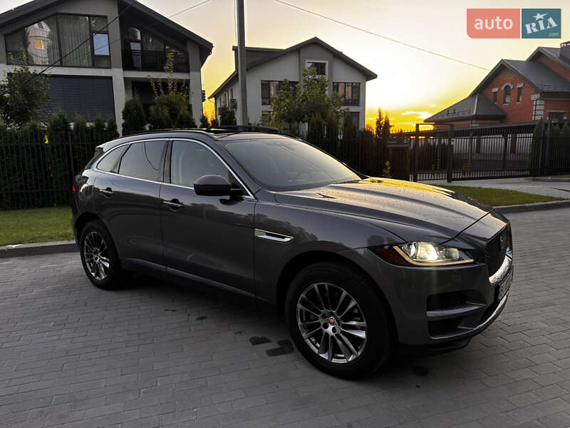 Позашляховик / Кросовер Jaguar F-Pace 2017 в Кременчуці