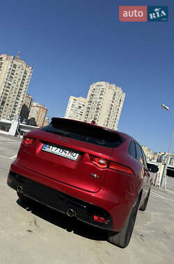 Внедорожник / Кроссовер Jaguar F-Pace 2016 в 