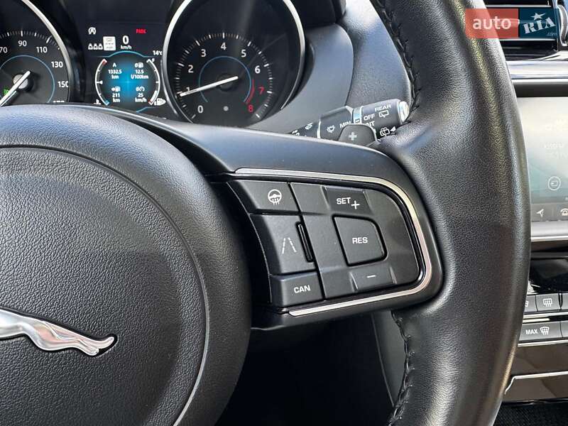 Позашляховик / Кросовер Jaguar F-Pace 2018 в Києві