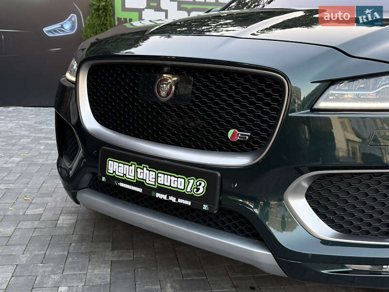 Позашляховик / Кросовер Jaguar F-Pace 2016 в Києві