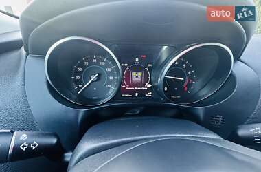 Внедорожник / Кроссовер Jaguar F-Pace 2016 в 
