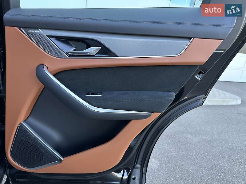 Позашляховик / Кросовер Jaguar F-Pace 2023 в Києві