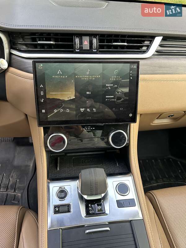 Внедорожник / Кроссовер Jaguar F-Pace 2021 в Ровно