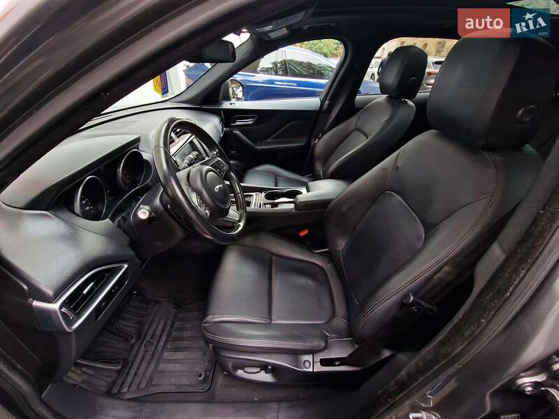 Внедорожник / Кроссовер Jaguar F-Pace 2016 в Одессе
