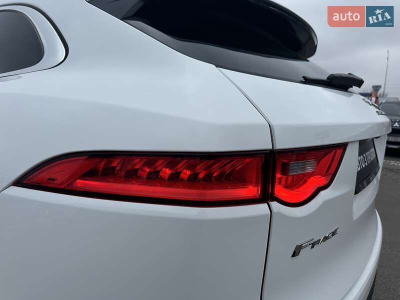 Позашляховик / Кросовер Jaguar F-Pace 2020 в Києві