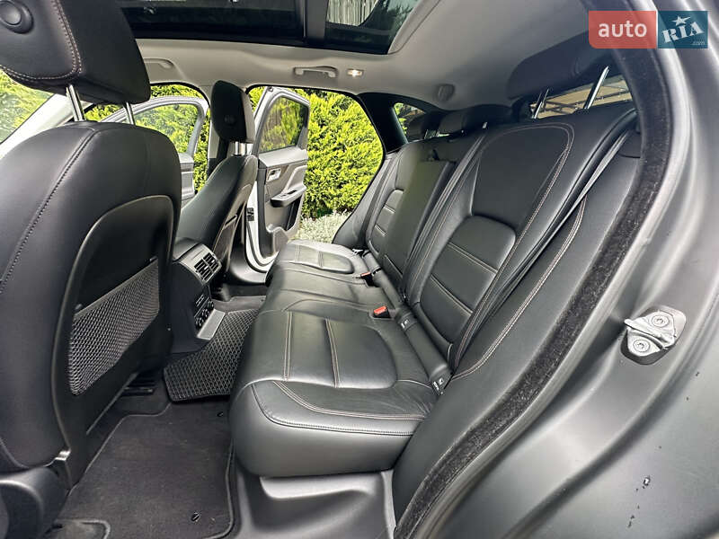 Внедорожник / Кроссовер Jaguar F-Pace 2018 в Одессе