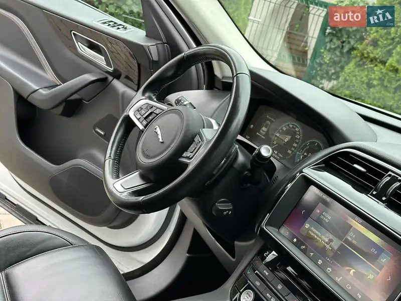 Jaguar F-Pace 2018 VIN SADCA2BN3JA284206 фото оголошення 42 з 103