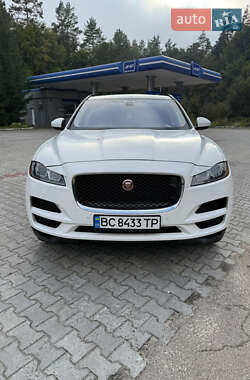 Позашляховик / Кросовер Jaguar F-Pace 2017 в 