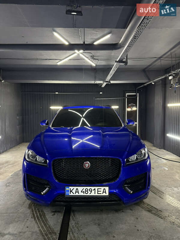 Позашляховик / Кросовер Jaguar F-Pace 2017 в Києві