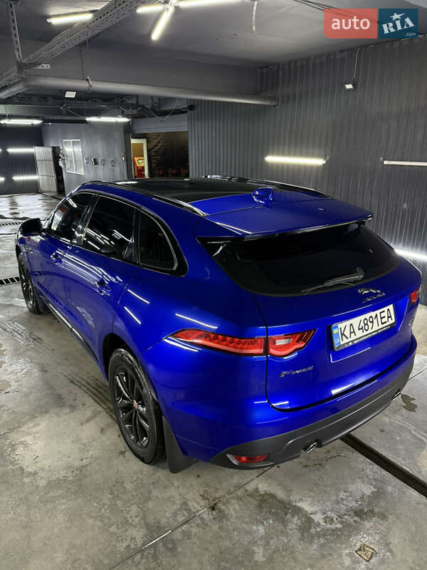 Позашляховик / Кросовер Jaguar F-Pace 2017 в Києві