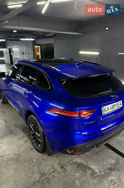 Позашляховик / Кросовер Jaguar F-Pace 2017 в 