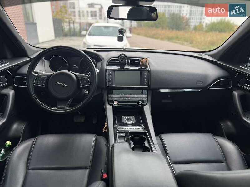 Позашляховик / Кросовер Jaguar F-Pace 2018 в Києві