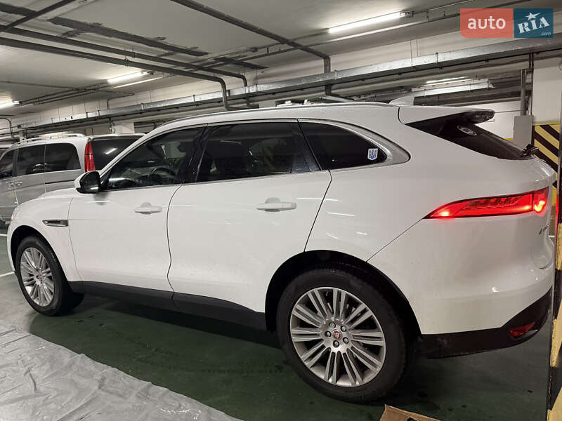 Внедорожник / Кроссовер Jaguar F-Pace 2018 в Киеве