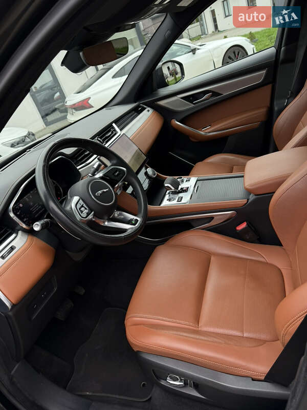 Внедорожник / Кроссовер Jaguar F-Pace 2021 в Луцке