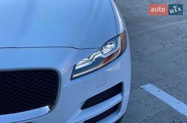Позашляховик / Кросовер Jaguar F-Pace 2017 в 