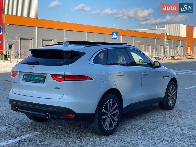 Внедорожник / Кроссовер Jaguar F-Pace 2017 в Киеве фото 10 Внедорожник / Кроссовер Jaguar F-Pace 2017 в Киеве