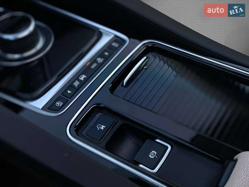 Внедорожник / Кроссовер Jaguar F-Pace 2017 в Киеве фото 38 Внедорожник / Кроссовер Jaguar F-Pace 2017 в Киеве