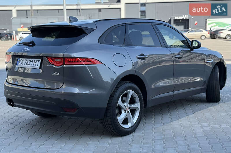 Внедорожник / Кроссовер Jaguar F-Pace 2017 в Киеве