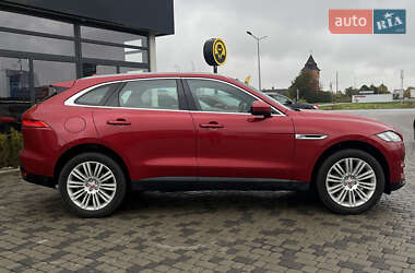 Позашляховик / Кросовер Jaguar F-Pace 2016 в 