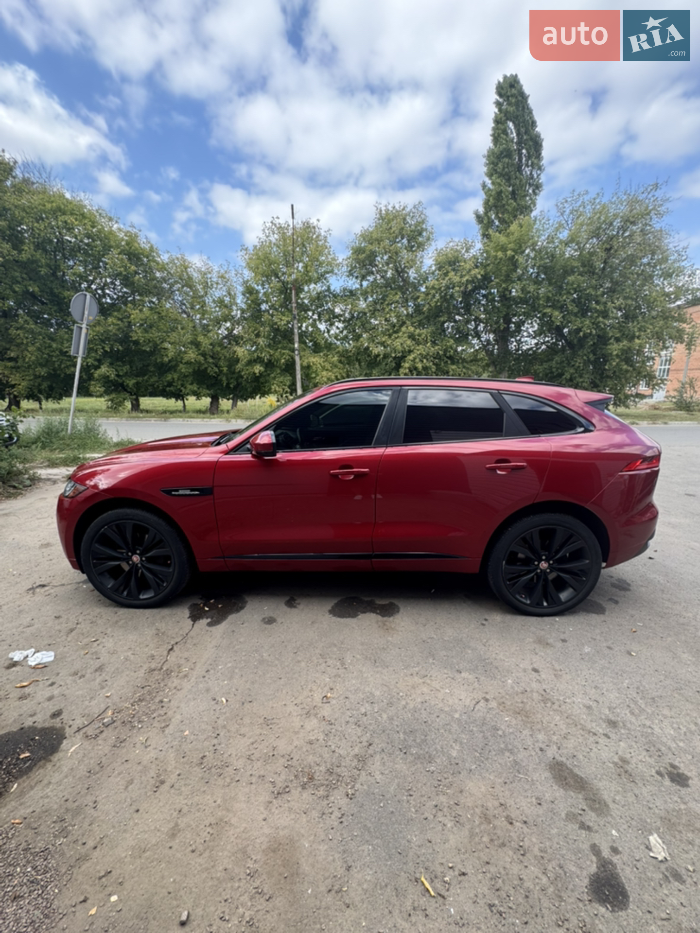 2016 Jaguar F-Pace - мініатюра 2