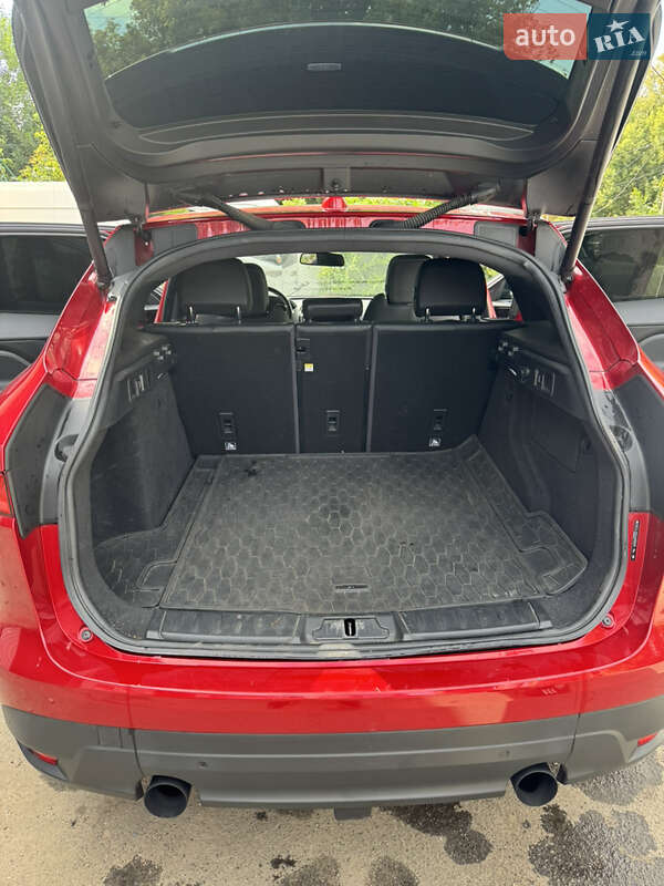 Позашляховик / Кросовер Jaguar F-Pace 2016 в Сумах фото 30 Позашляховик / Кросовер Jaguar F-Pace 2016 в Сумах