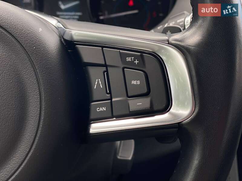 Позашляховик / Кросовер Jaguar F-Pace 2018 в Києві фото 32 Позашляховик / Кросовер Jaguar F-Pace 2018 в Києві