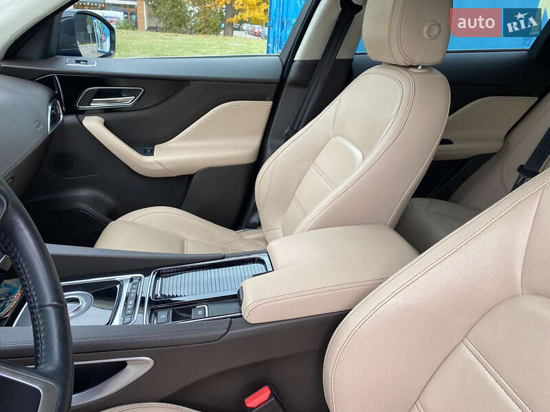 Позашляховик / Кросовер Jaguar F-Pace 2019 в Львові фото 13 Позашляховик / Кросовер Jaguar F-Pace 2019 в Львові