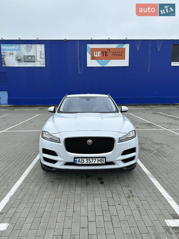 Jaguar F-Pace 2017