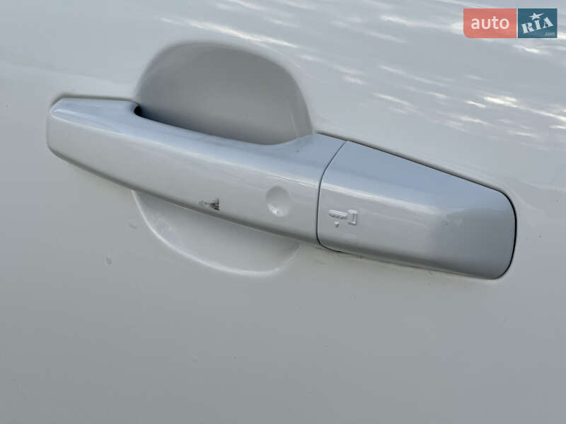 Внедорожник / Кроссовер Jaguar F-Pace 2017 в Луцке