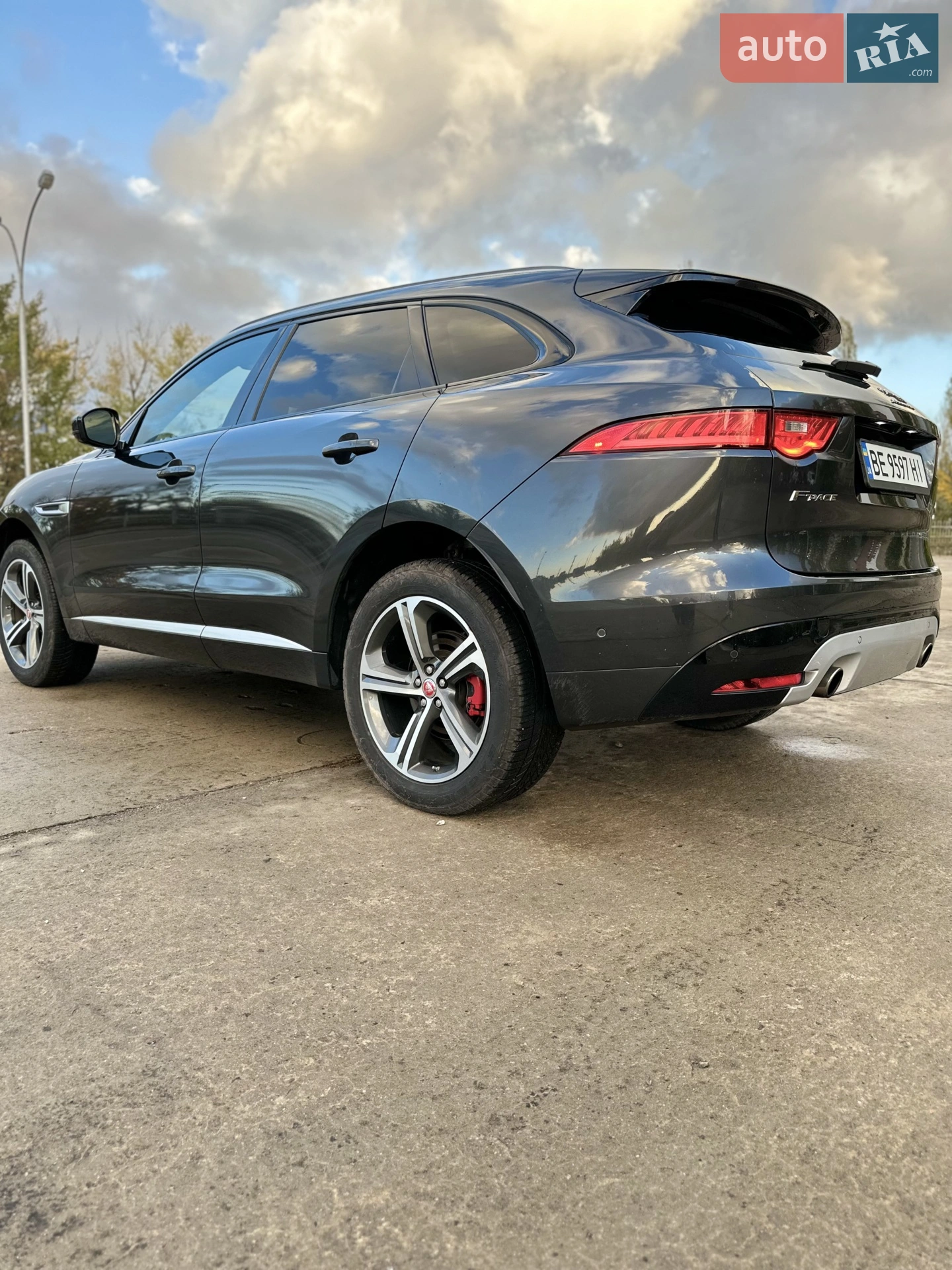 2018 Jaguar F-Pace - мініатюра 16