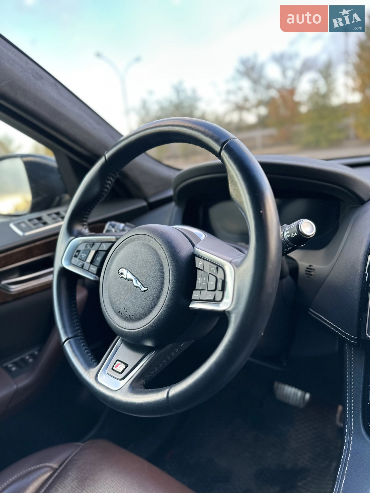 2018 Jaguar F-Pace - мініатюра 41