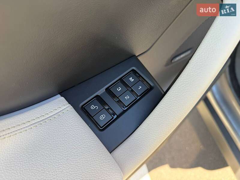 Позашляховик / Кросовер Jaguar F-Pace 2017 в Києві