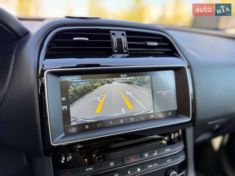 Позашляховик / Кросовер Jaguar F-Pace 2017 в Києві