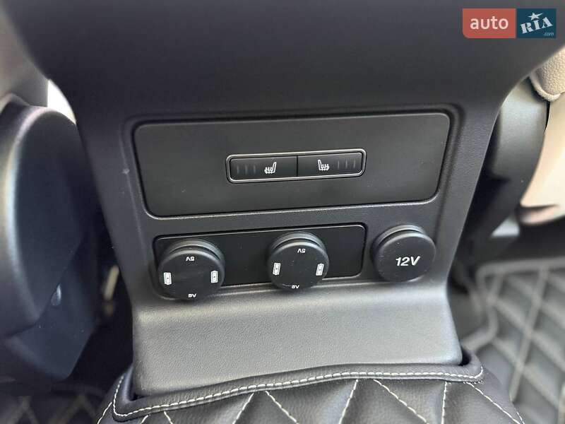 Позашляховик / Кросовер Jaguar F-Pace 2017 в Києві