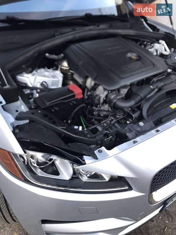 Внедорожник / Кроссовер Jaguar F-Pace 2017 в Кривом Роге