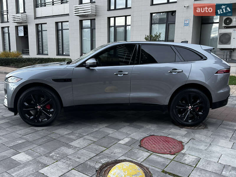 Внедорожник / Кроссовер Jaguar F-Pace 2022 в Киеве
