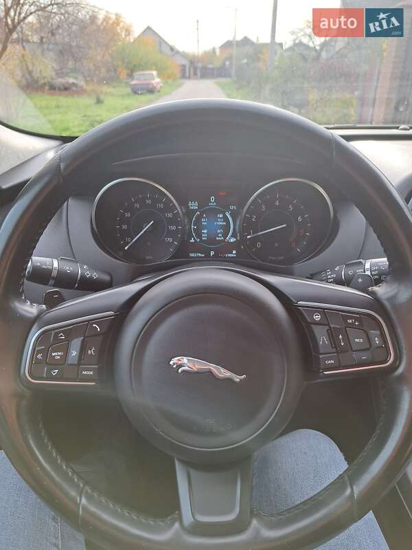 Внедорожник / Кроссовер Jaguar F-Pace 2018 в Борисполе фото 13 Внедорожник / Кроссовер Jaguar F-Pace 2018 в Борисполе