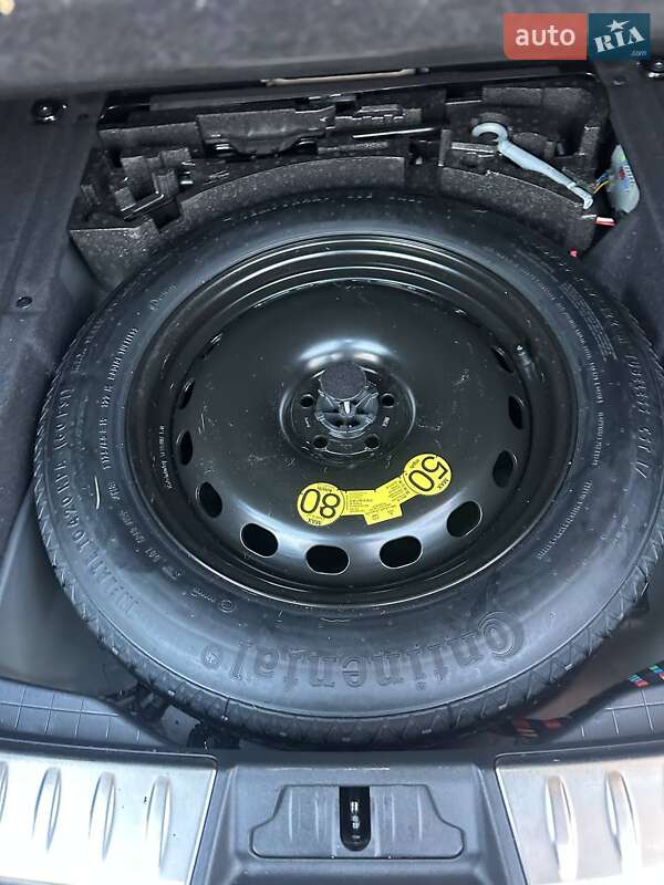 Внедорожник / Кроссовер Jaguar F-Pace 2018 в Киеве фото 20 Внедорожник / Кроссовер Jaguar F-Pace 2018 в Киеве