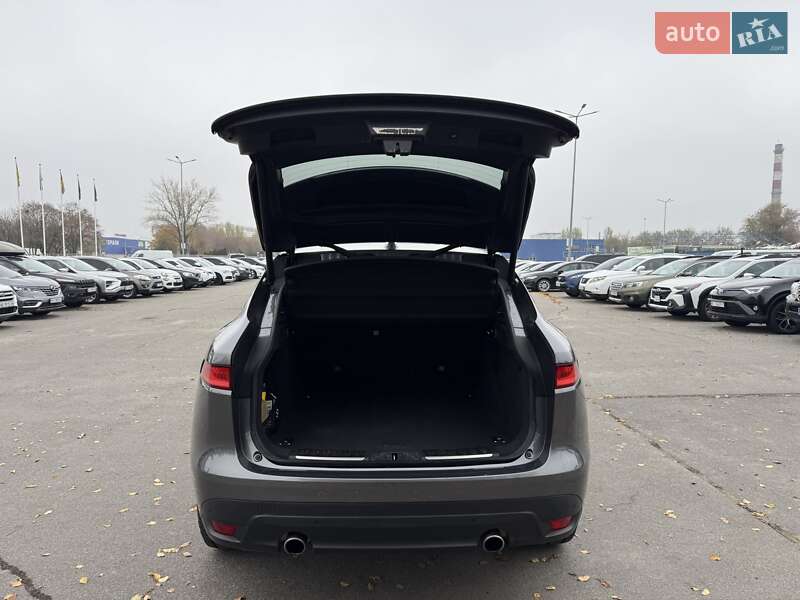 Внедорожник / Кроссовер Jaguar F-Pace 2019 в Днепре