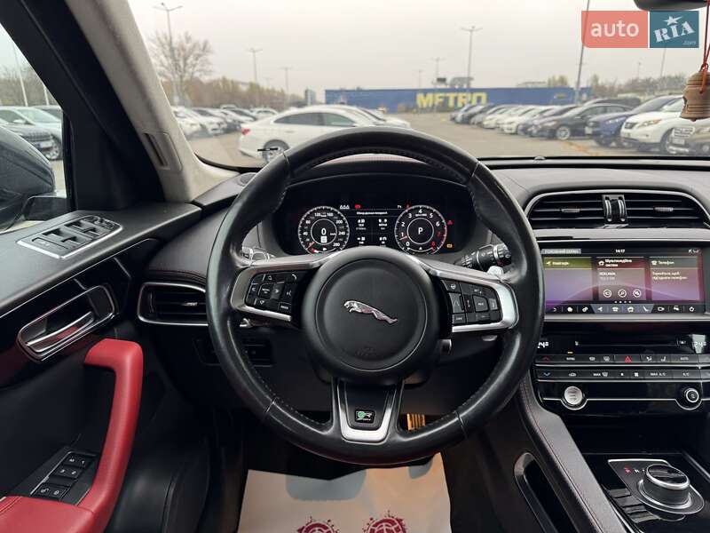 Внедорожник / Кроссовер Jaguar F-Pace 2019 в Днепре