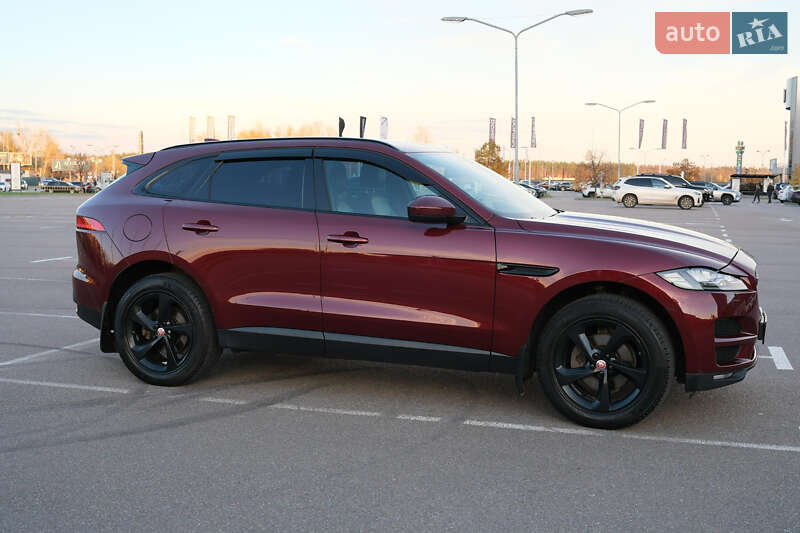 Внедорожник / Кроссовер Jaguar F-Pace 2016 в Киеве
