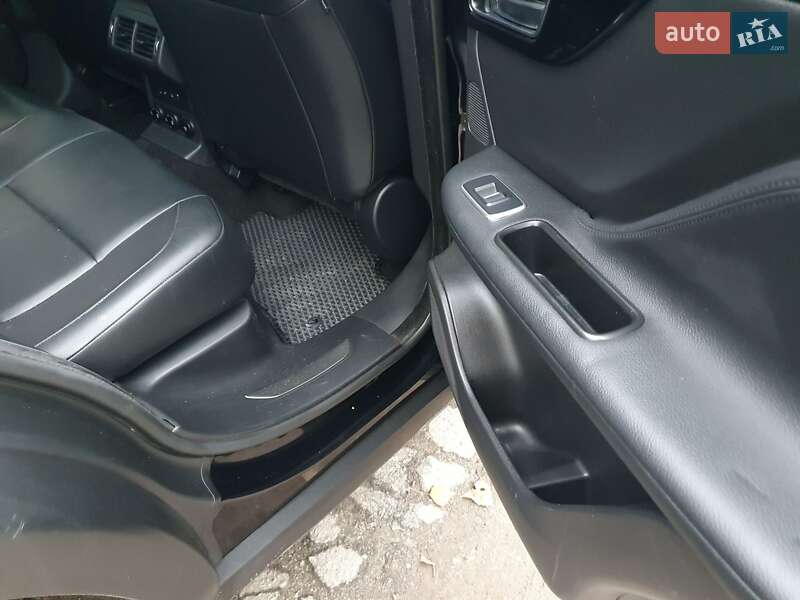 Внедорожник / Кроссовер Jaguar F-Pace 2019 в Харькове фото 5 Внедорожник / Кроссовер Jaguar F-Pace 2019 в Харькове