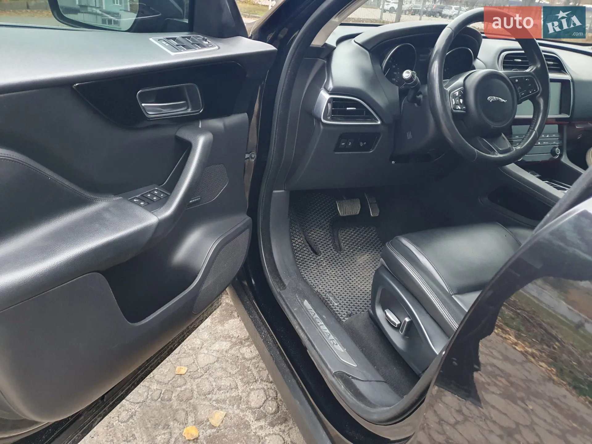 2019 Jaguar F-Pace - мініатюра 8