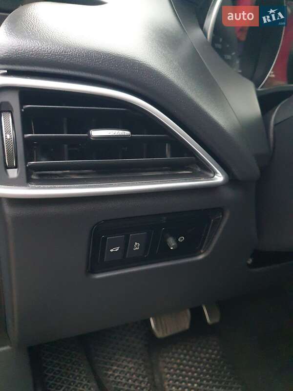 Внедорожник / Кроссовер Jaguar F-Pace 2019 в Харькове фото 24 Внедорожник / Кроссовер Jaguar F-Pace 2019 в Харькове