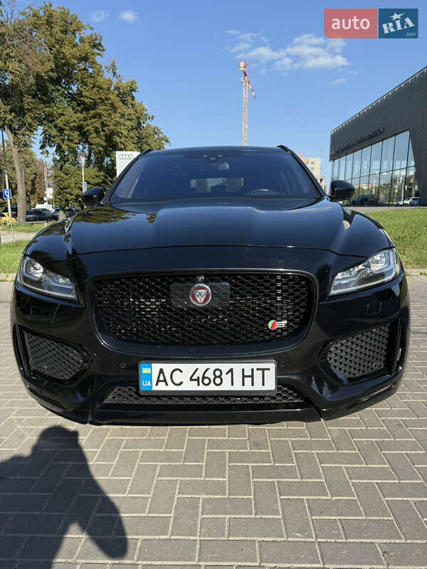 Внедорожник / Кроссовер Jaguar F-Pace 2016 в Луцке