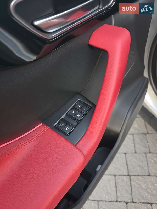 Внедорожник / Кроссовер Jaguar F-Pace 2017 в Львове