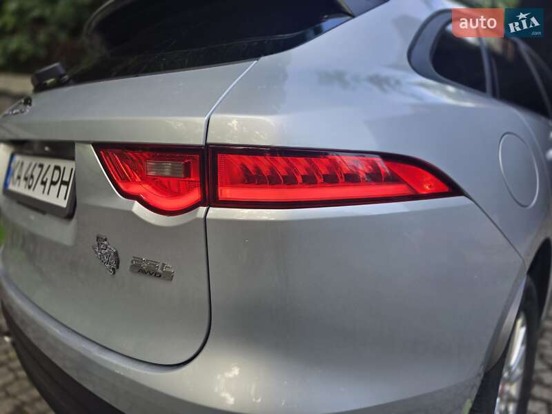 Позашляховик / Кросовер Jaguar F-Pace 2017 в Києві