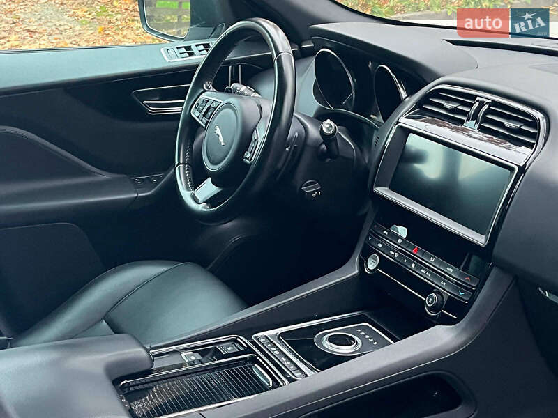 Внедорожник / Кроссовер Jaguar F-Pace 2018 в Киеве